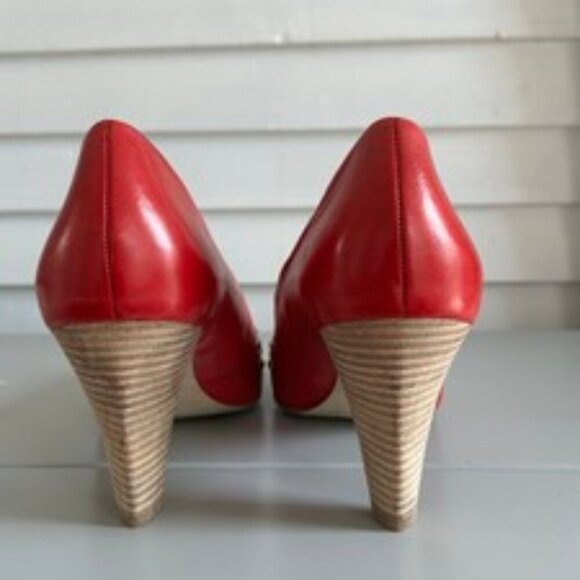 Franco Sarto Fanatic Red Leather Studded Peep Toe Pumps Stacked Heel Size 10M - Picture 5 of 14